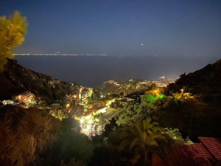 לינה וארוחת בוקר Casa Dei Sogni טאורמינה מראה חיצוני תמונה